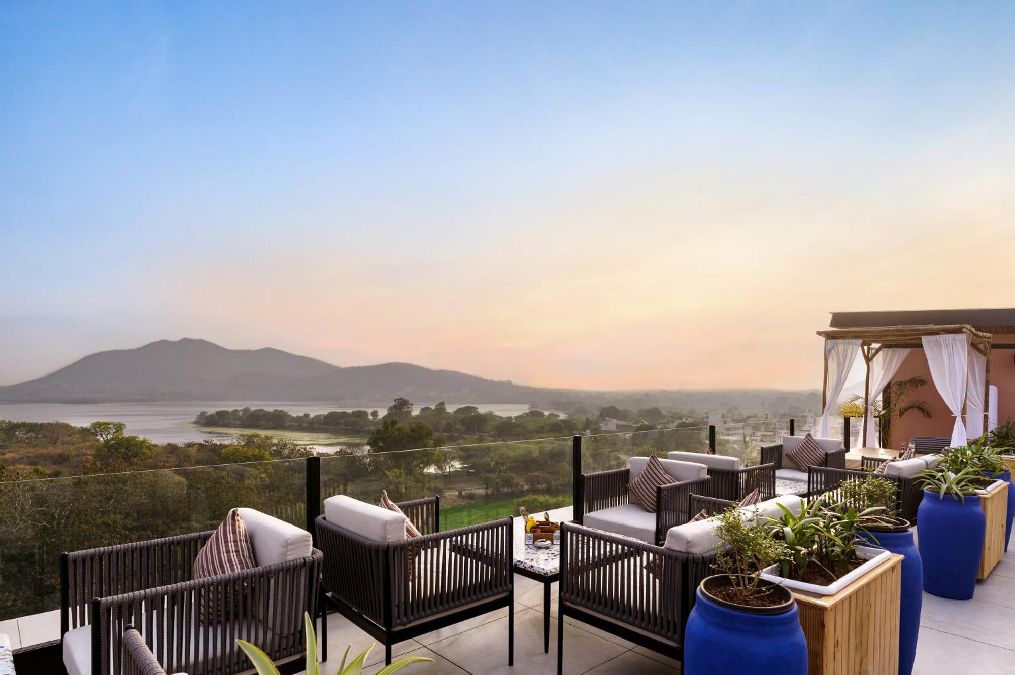 Casa Blanca Lakecity Udaipur Extérieur photo